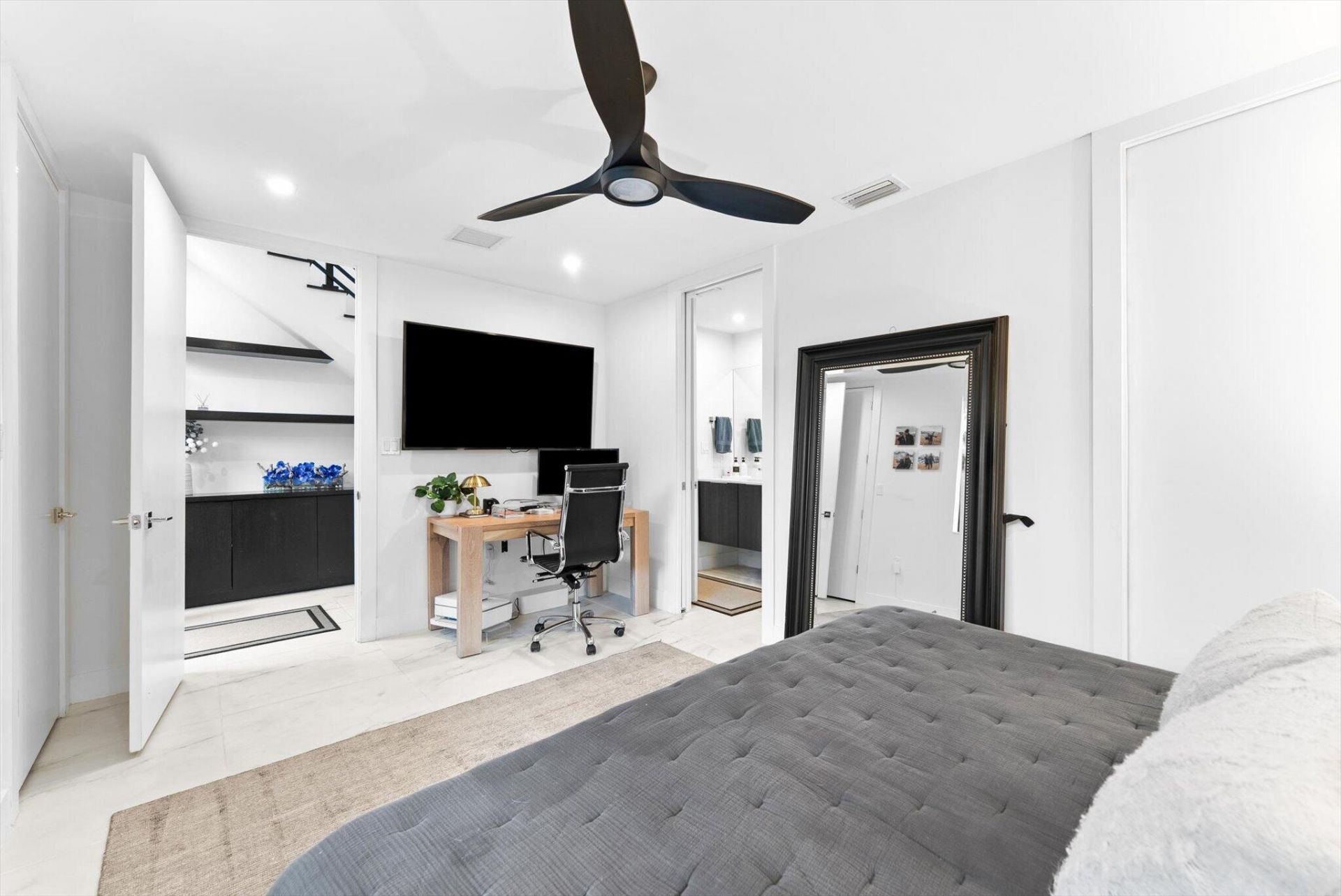1048 N Victoria Park Road, Fort Lauderdale, FL 33304 Photo