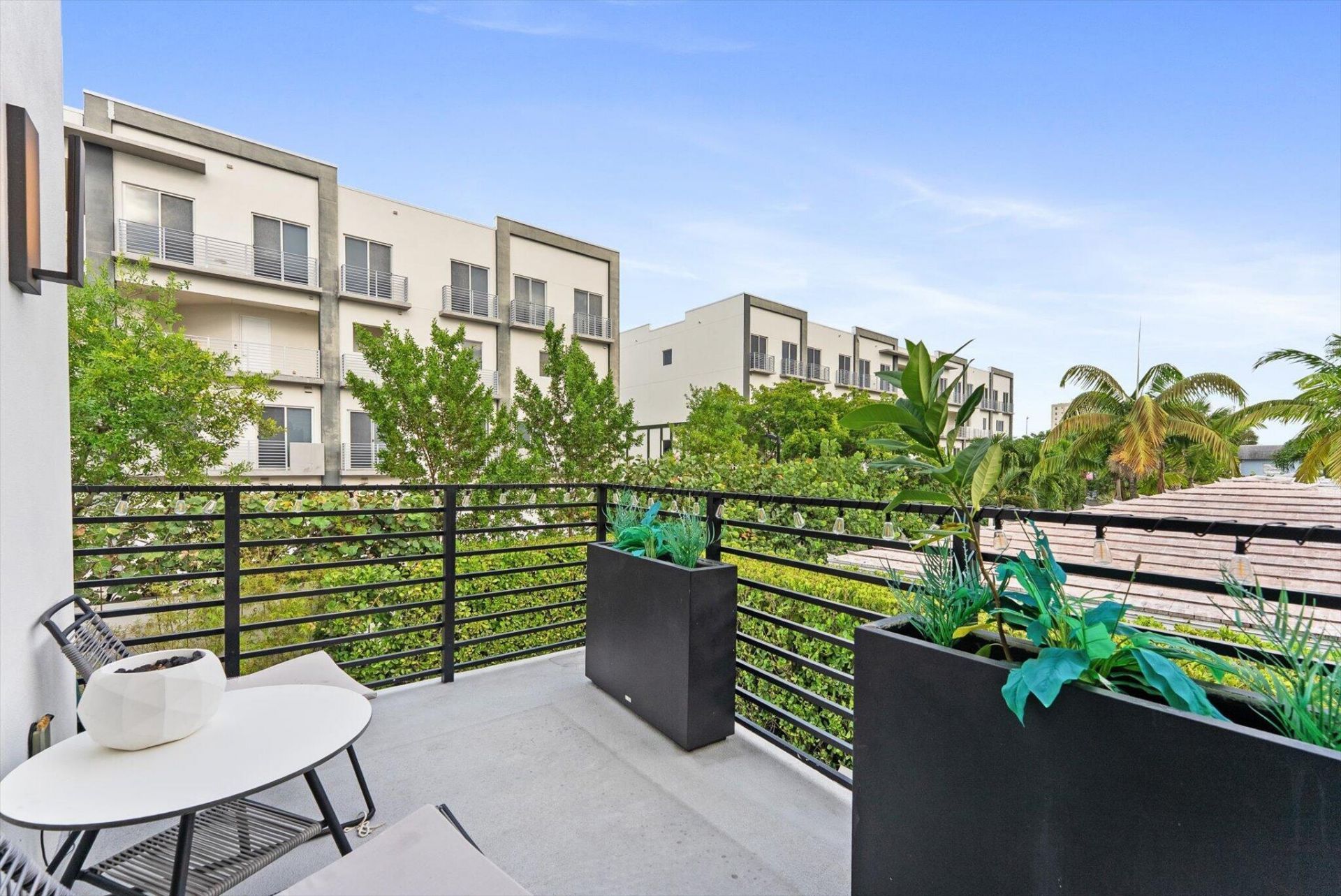1048 N Victoria Park Road, Fort Lauderdale, FL 33304 Photo