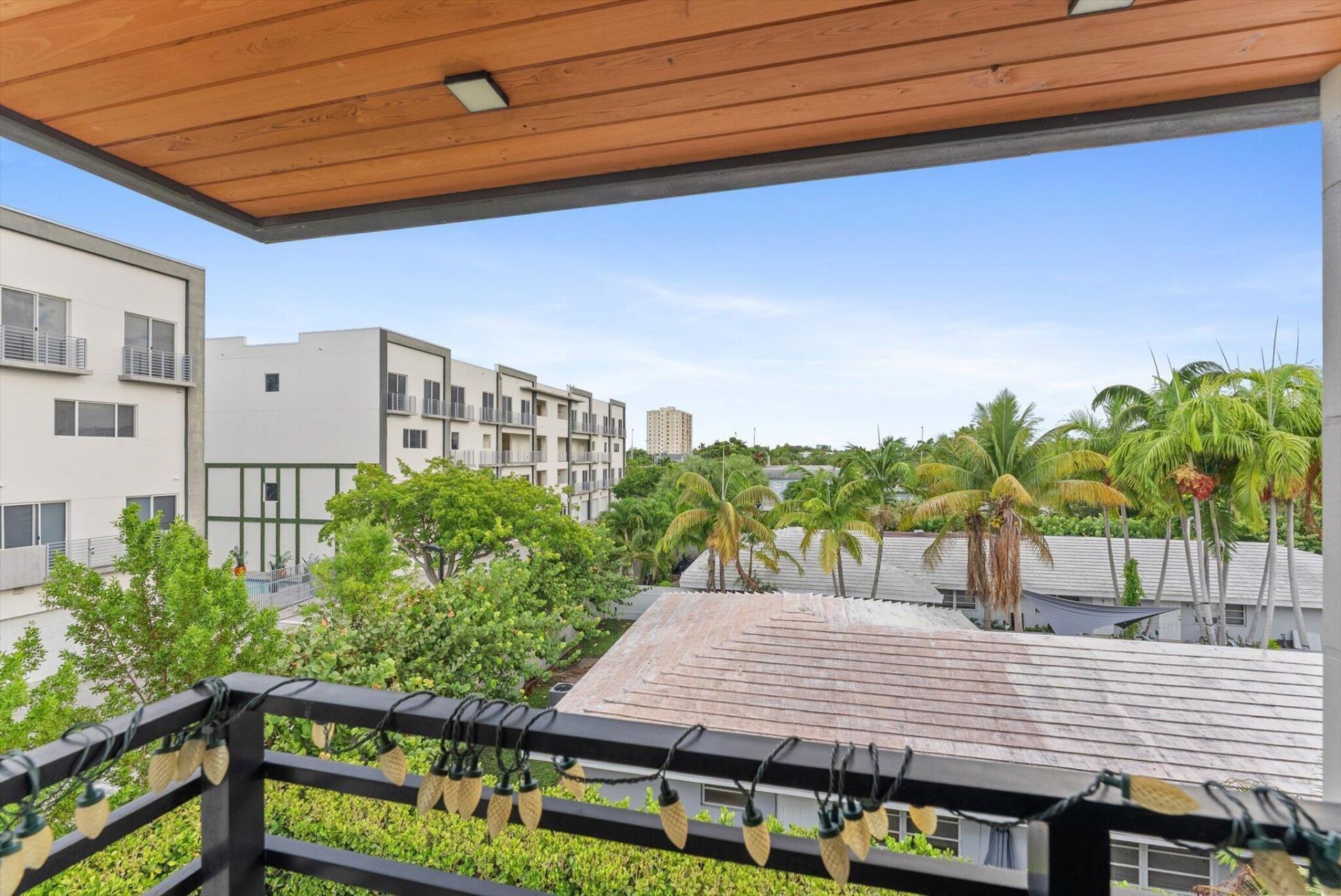 1048 N Victoria Park Road, Fort Lauderdale, FL 33304 Photo