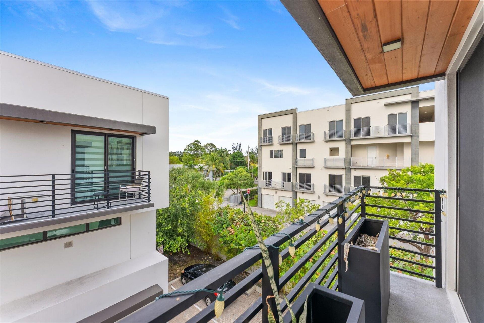 1048 N Victoria Park Road, Fort Lauderdale, FL 33304 Photo
