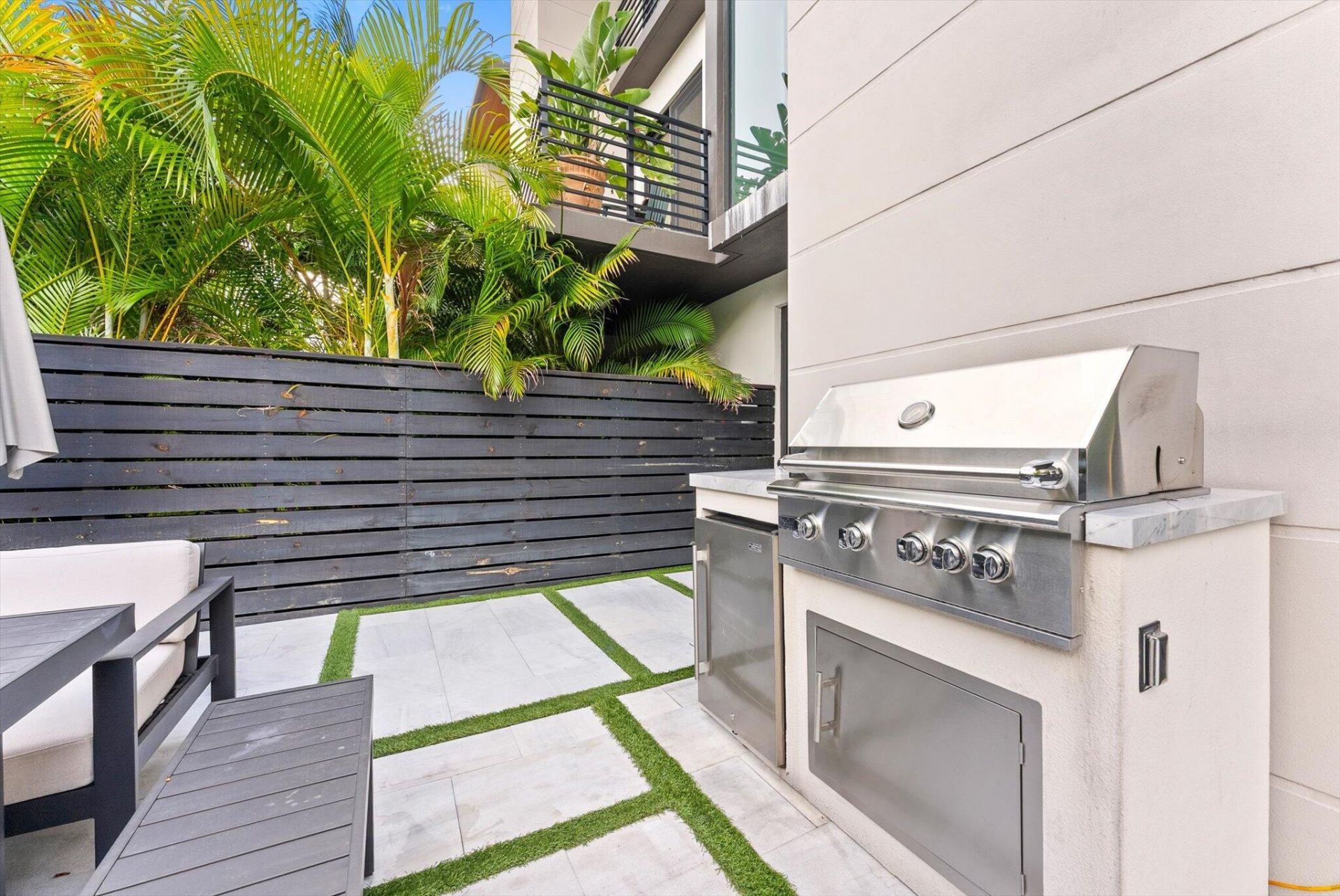 1048 N Victoria Park Road, Fort Lauderdale, FL 33304 Photo
