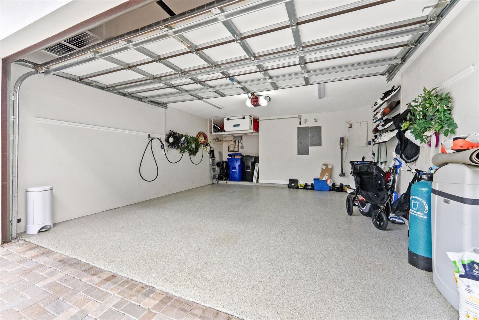 1048 N Victoria Park Road, Fort Lauderdale, FL 33304 Photo