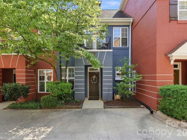 942 Hawthorne Bridge Court, Charlotte, NC 28204