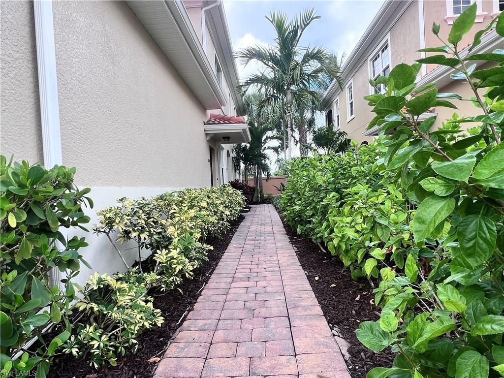28008 Sosta Ln , Unit 4, Bonita Springs, FL 34135 Photo