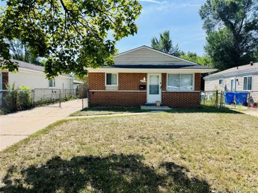 2184 Garrick Avenue , Warren, Mi 48091