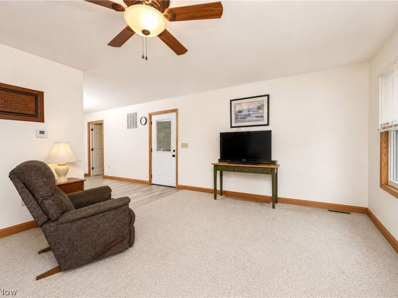 9427 Stonecreek Road SW, Newcomerstown, OH 43832 Photo 17