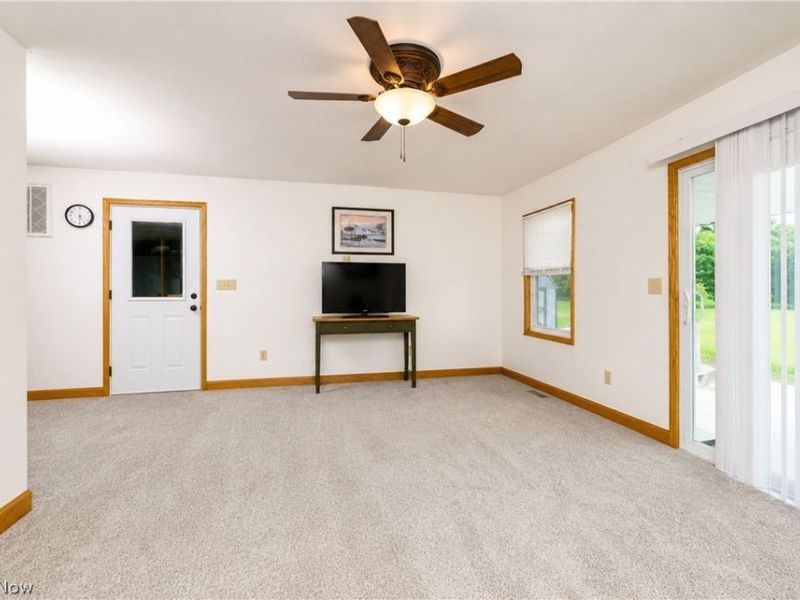 9427 Stonecreek Road SW, Newcomerstown, OH 43832 Photo 18