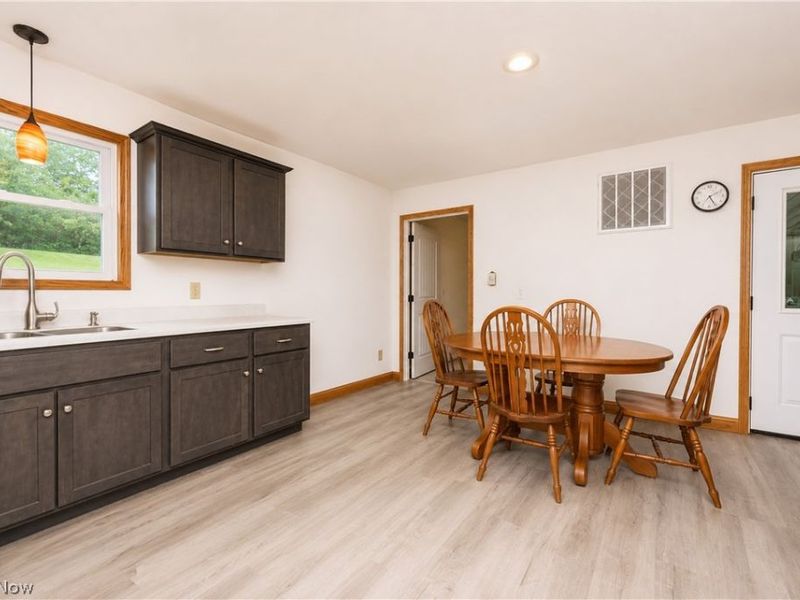9427 Stonecreek Road SW, Newcomerstown, OH 43832 Photo 22