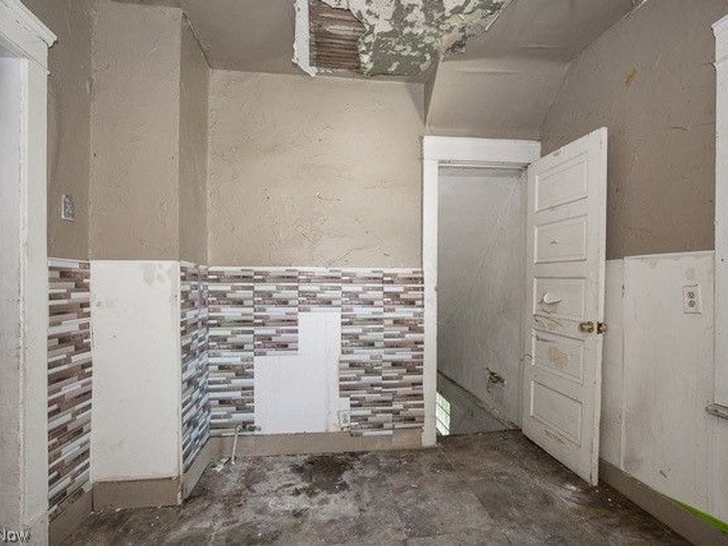 4144 E 120th Street, Cleveland, OH 44105 Photo 11