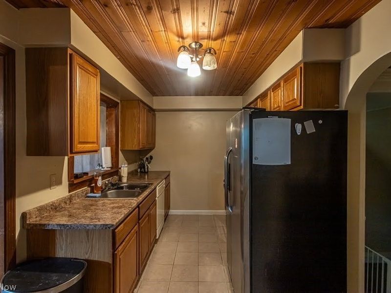 888 Trumbull Avenue SE, Warren, OH 44484 Photo 14