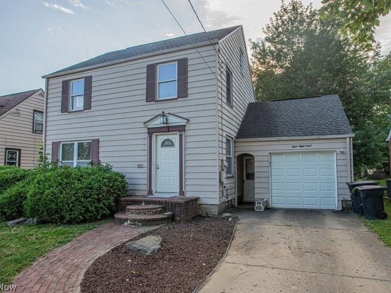 888 Trumbull Avenue SE, Warren, OH 44484 Photo 3