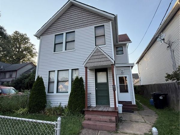 604 Jefferson Avenue, Cleveland, OH 44113