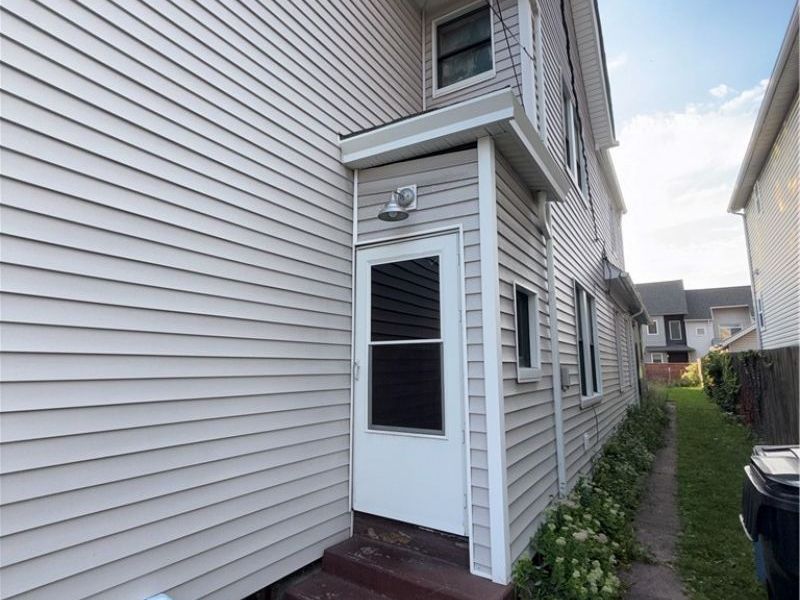 604 Jefferson Avenue, Cleveland, OH 44113 Photo 16