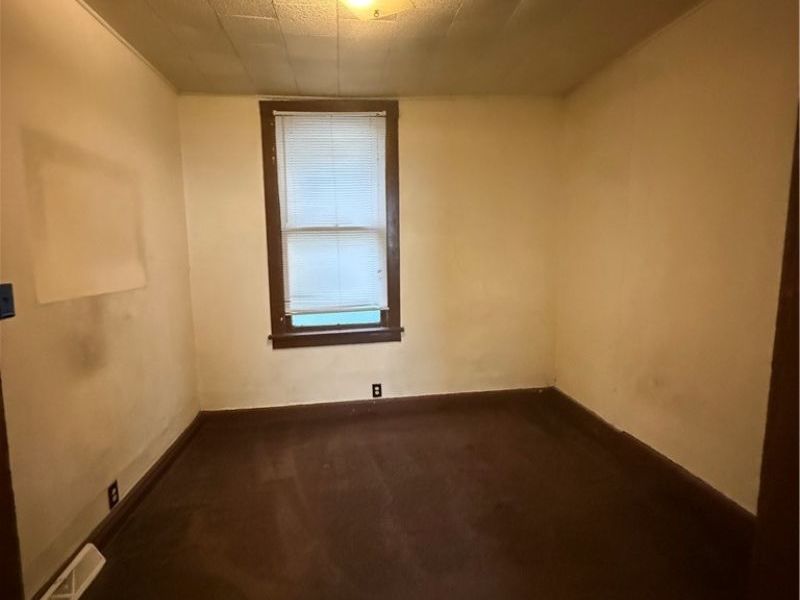 604 Jefferson Avenue, Cleveland, OH 44113 Photo 5