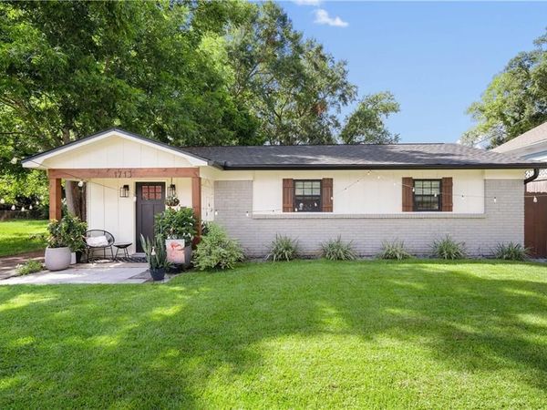 1713 New Conti Street , Mobile, AL 36604