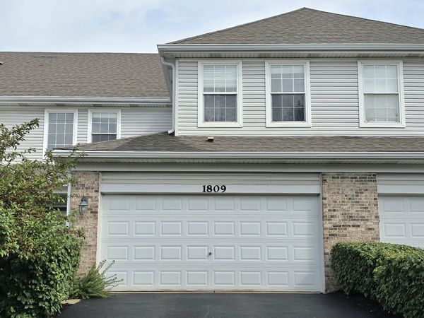 1809 Golden Gate Lane, Naperville, IL 60563