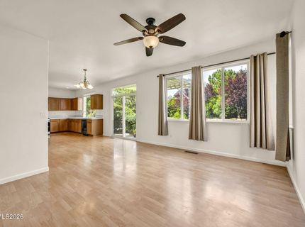 9825 Suncrest Drive, Reno, NV 89506 Photo