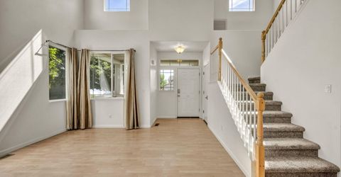 9825 Suncrest Drive, Reno, NV 89506 Photo