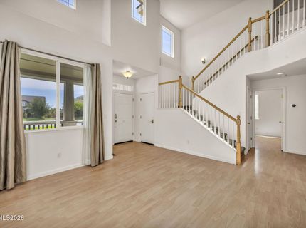9825 Suncrest Drive, Reno, NV 89506 Photo