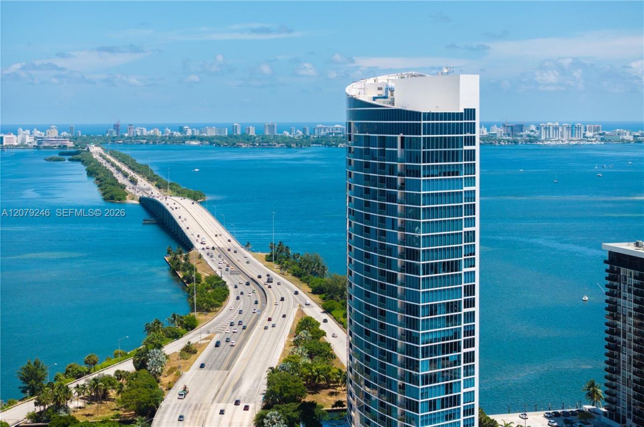 601 NE 36th St , Unit 1412, Miami, FL 33137 Photo