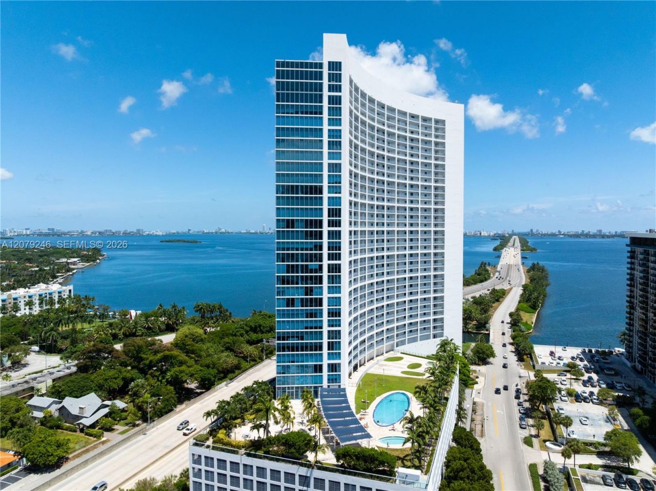 601 NE 36th St , Unit 1412, Miami, FL 33137 Photo