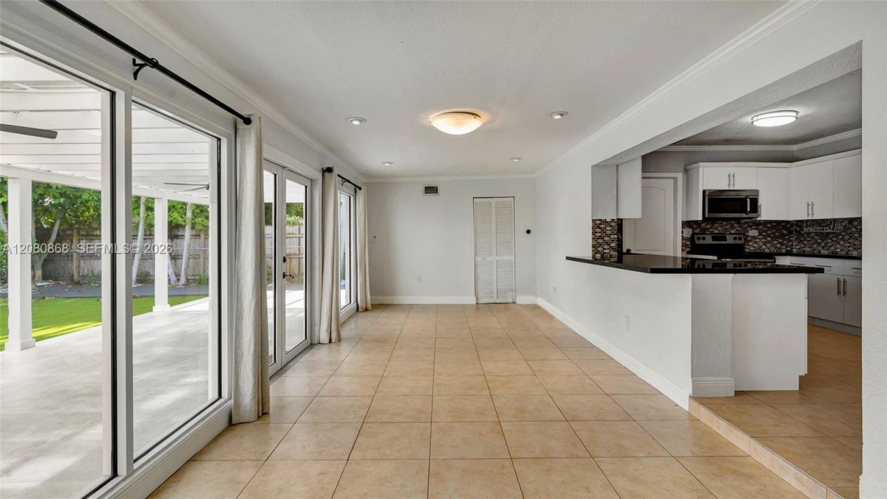 9710 SW 14th St, Miami, FL 33174 Photo