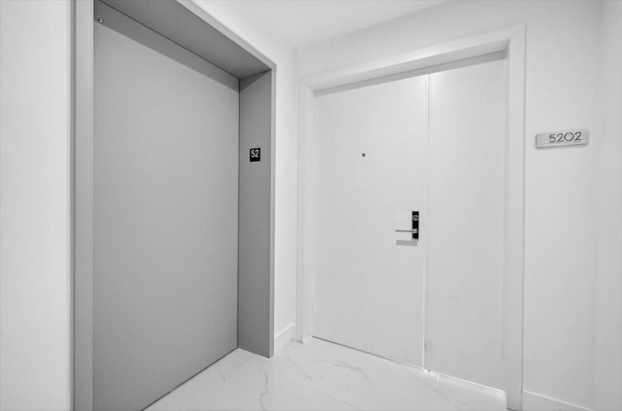 700 NE 24th Street , Unit 5202, Miami, FL 33137 Photo