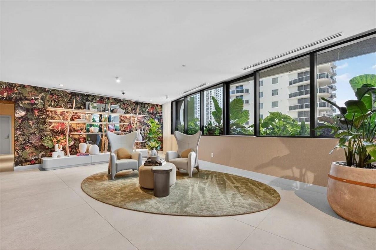 700 NE 24th Street , Unit 5202, Miami, FL 33137 Photo
