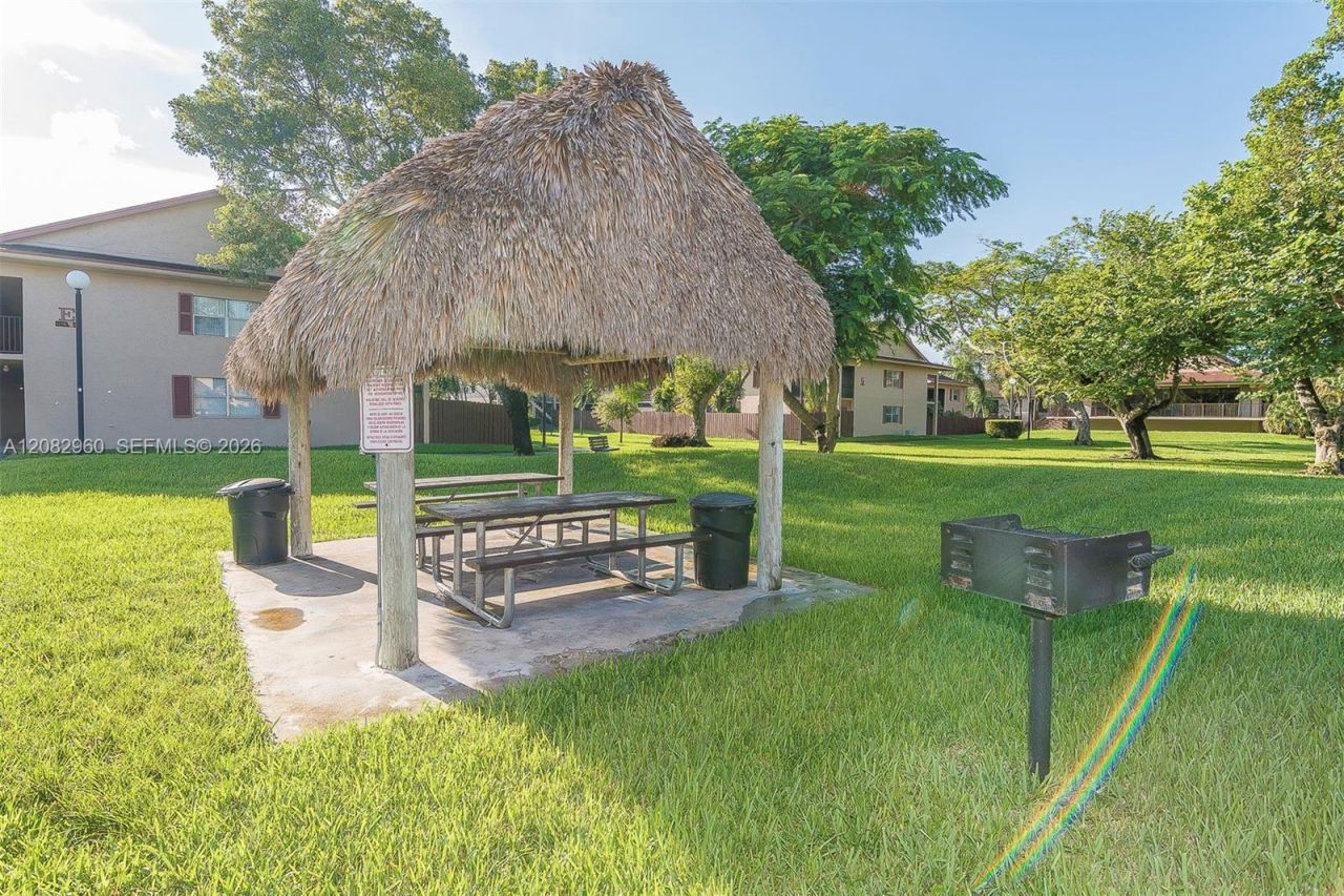 11235 SW 88th St , Unit 107E, Miami, FL 33176 Photo