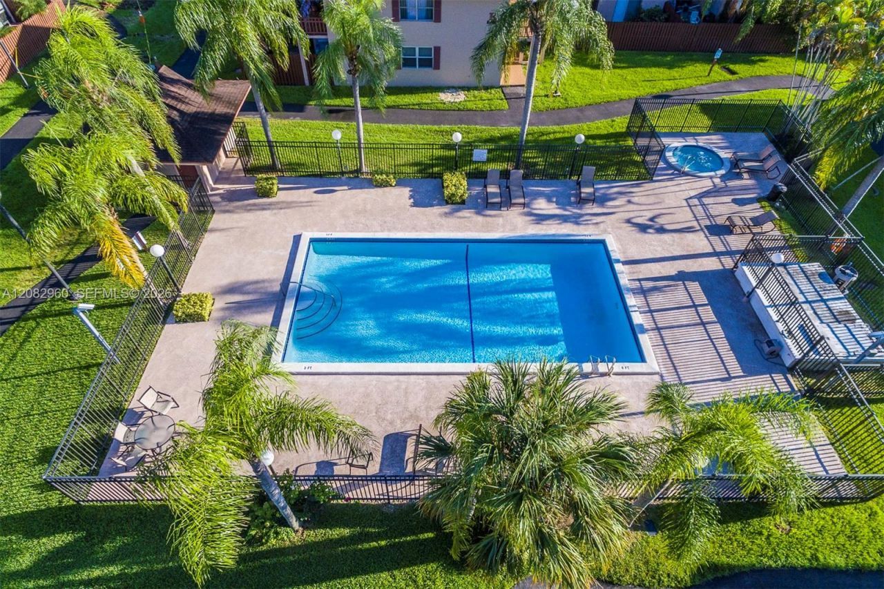 11235 SW 88th St, Unit 107E, Miami, FL 33176 Photo