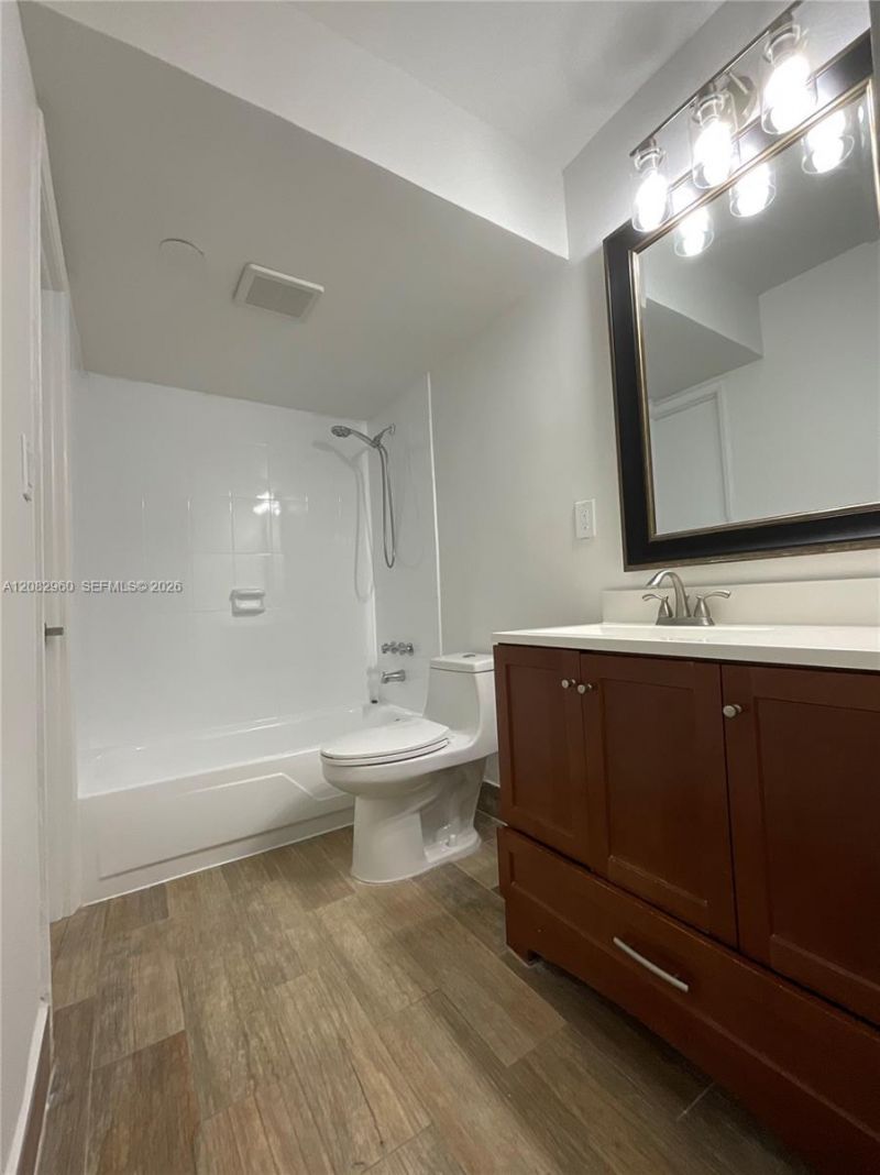 11235 SW 88th St, Unit 107E, Miami, FL 33176 Photo