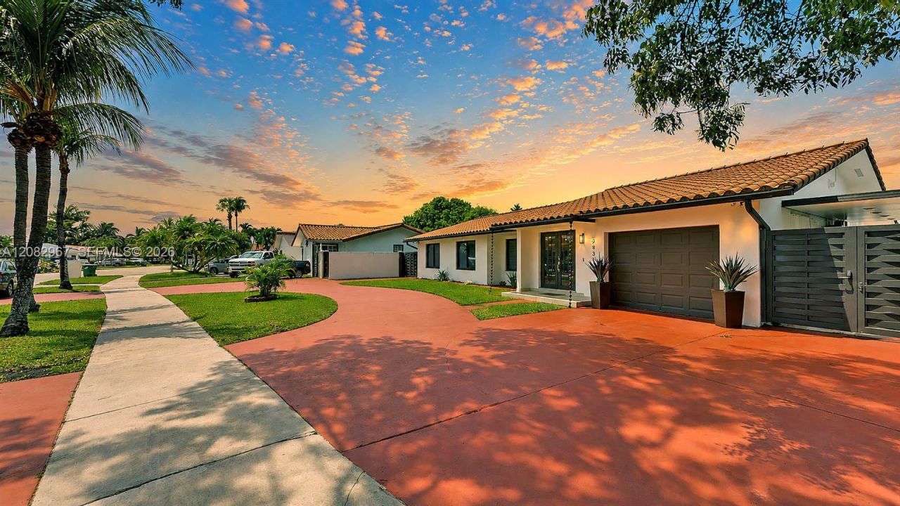 9831 SW 4th St , Miami, FL 33174 Photo