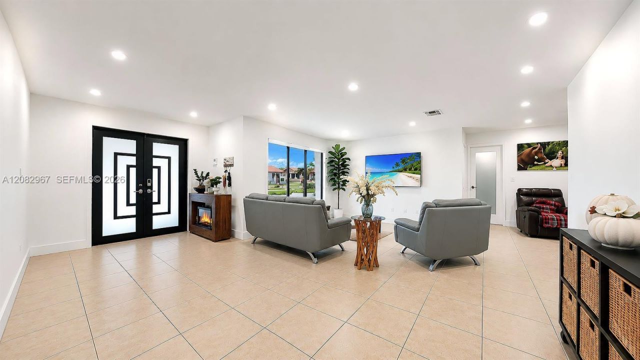 9831 SW 4th St , Miami, FL 33174 Photo