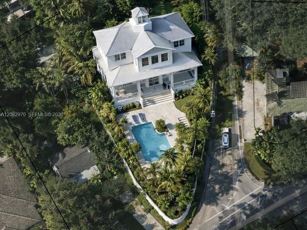 1701 S Bayshore Dr , Miami, FL 33133