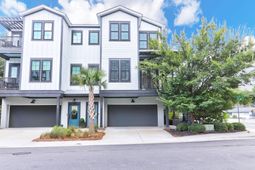 1201 Gatch Court photo 4