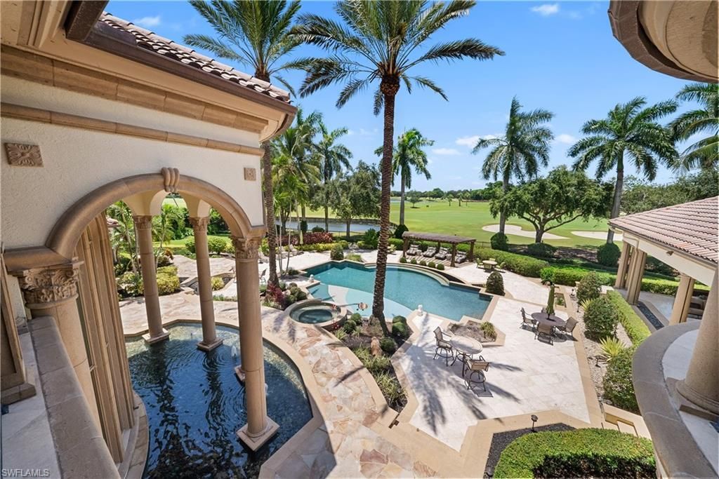 9663 Mashie Ct, Naples, FL 34108 Photo