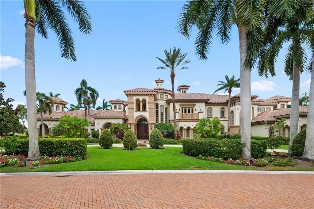 9663 Mashie Ct, Naples, FL 34108 Photo