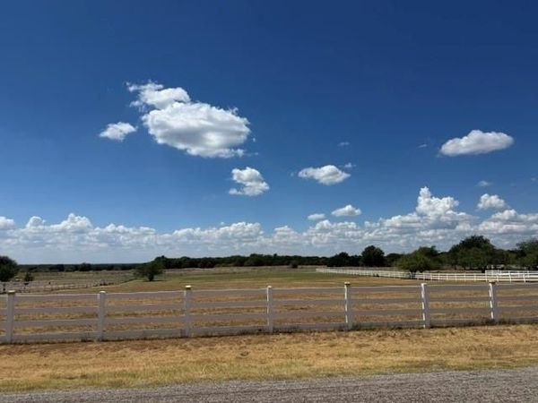 1766 Highland Drive , Whitney, TX 76692