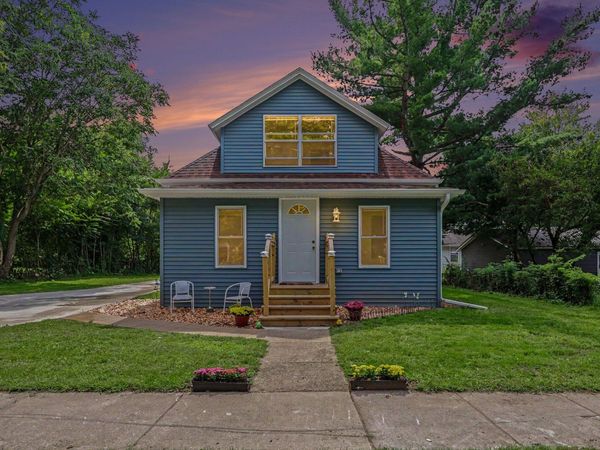203 Roseneath Avenue, Battle Creek, MI 49037