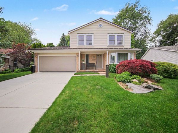 7949 Faircrest Drive, Ypsilanti, MI 48197