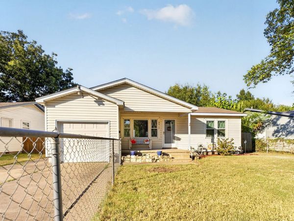 9517 E Newton Place, Tulsa, OK 74115