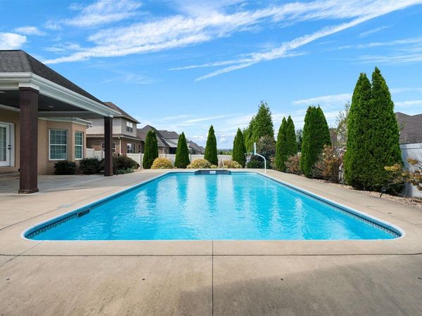 2141 Belle Haven Boulevard, Bowling Green, KY 42104