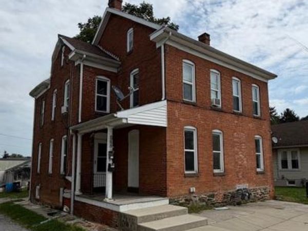 548 BAER AVENUE, HANOVER, PA 17331