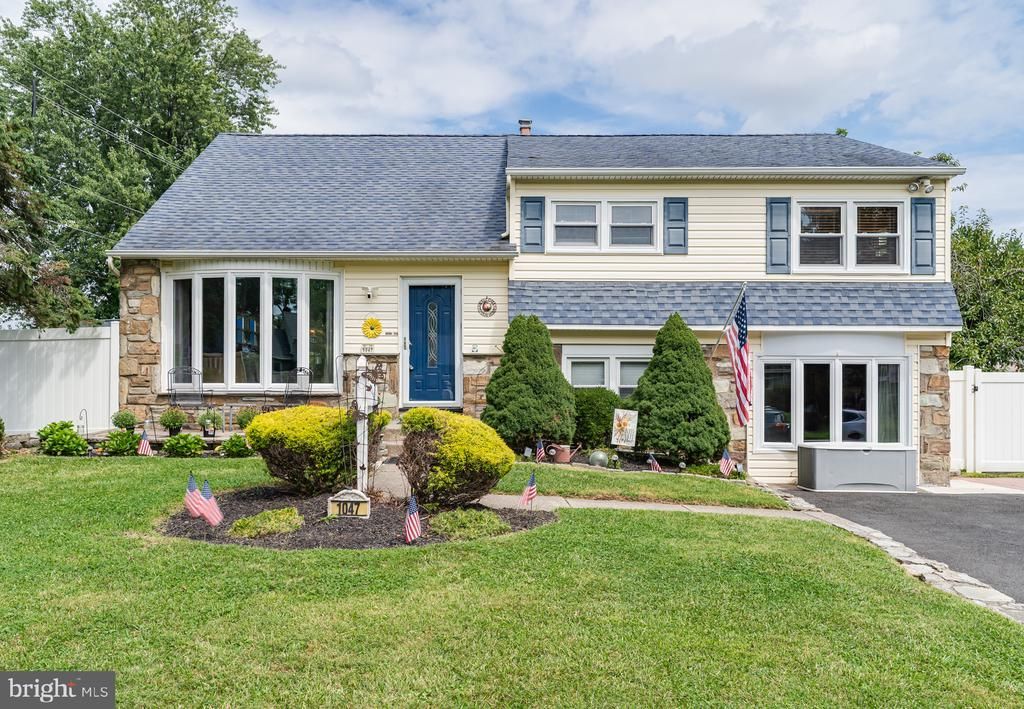 1047 CORONET ROAD, WARMINSTER, PA 18974