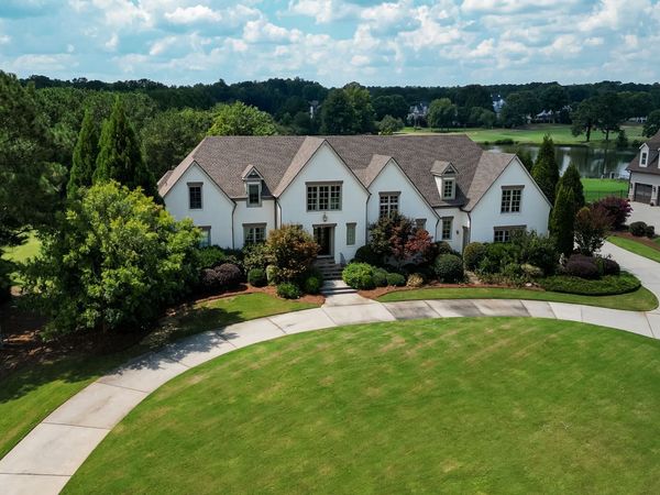 745 Tralee Drive, Fayetteville, GA 30215