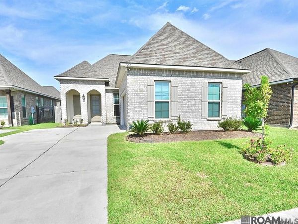 17065 White Ibis Ave, Prairieville, LA 70769