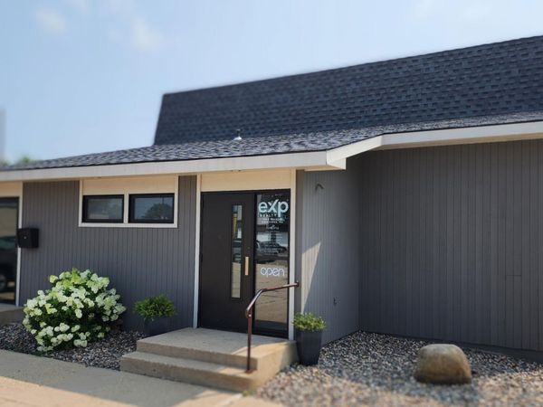 152 E Pearl Street , Owatonna, MN 55060