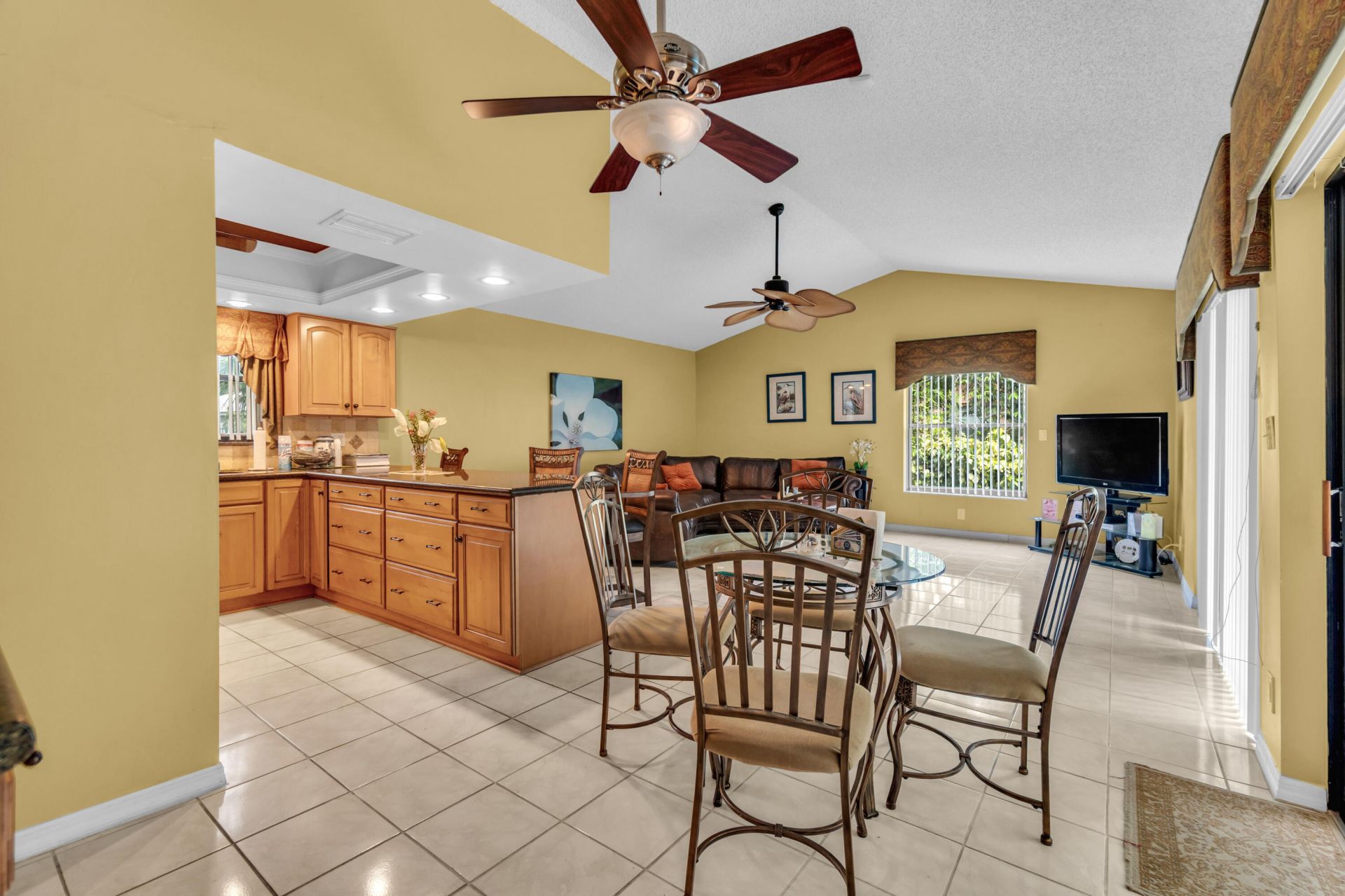 3839 NW 72nd Drive, Coral Springs, FL 33065 Photo