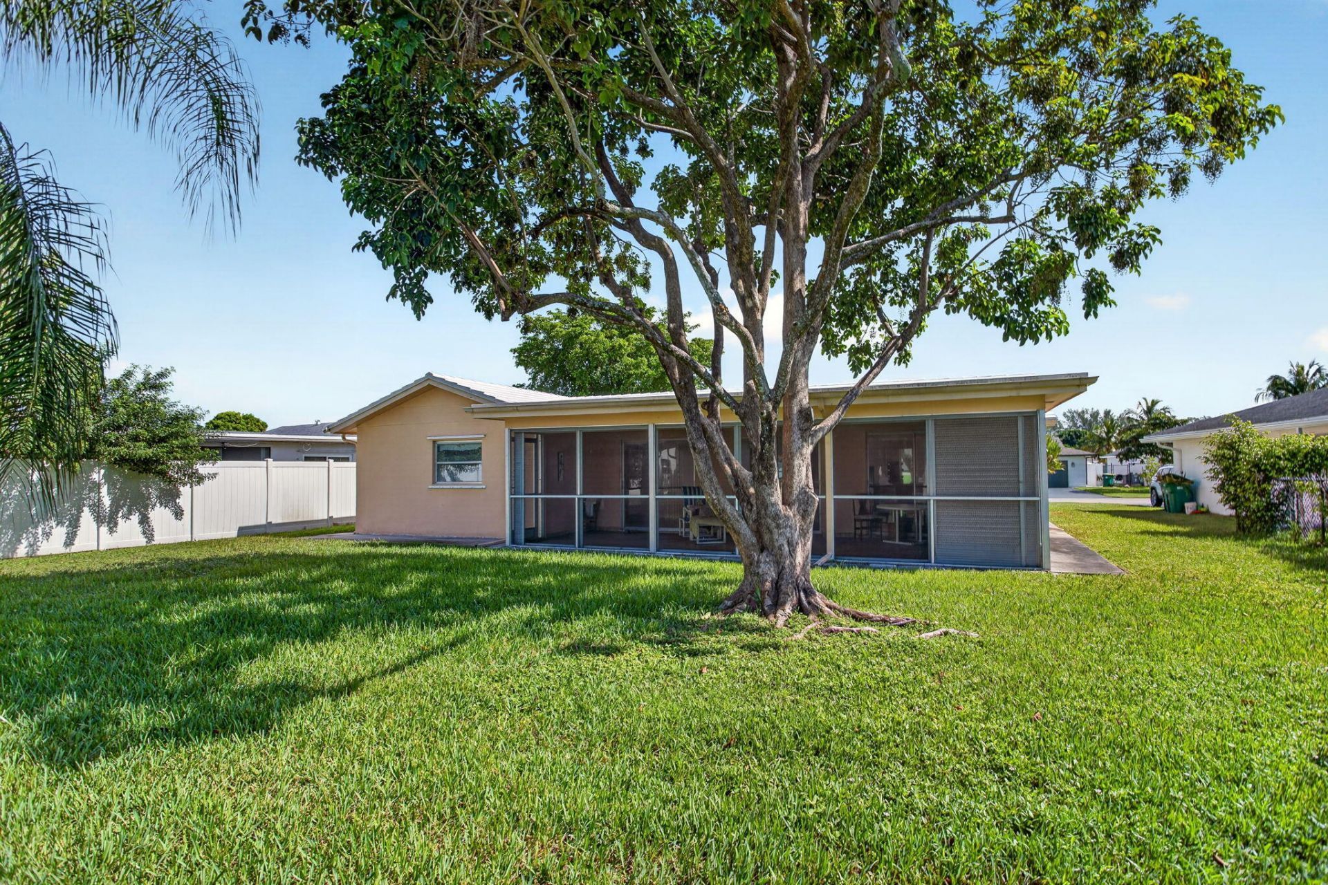 10304 NW 80th Drive, Tamarac, FL 33321 Photo