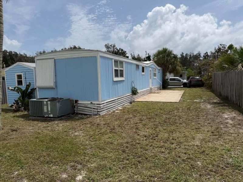 8364 SE Sandy Lane, Hobe Sound, FL 33455 Photo